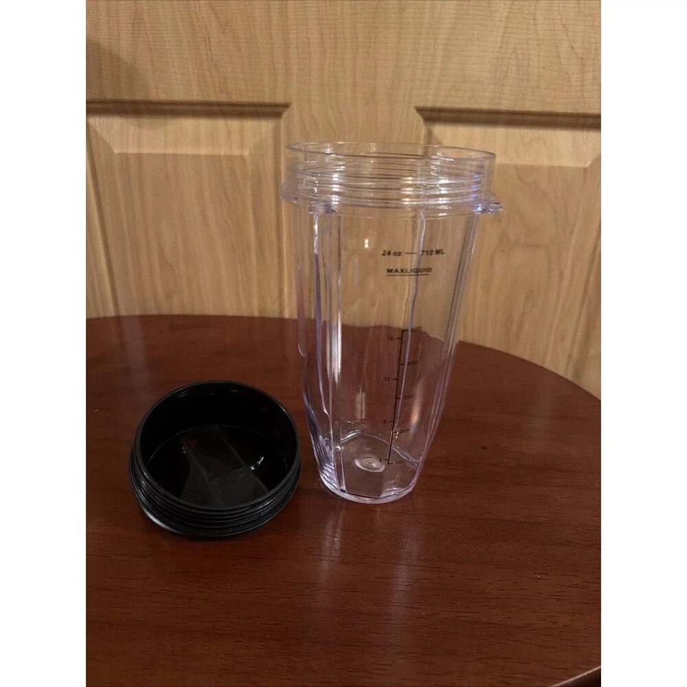 24 oz Cup with Sip & Seal Lid Compatible with Nutri Ninja Auto-iQ.Excellent Cond
